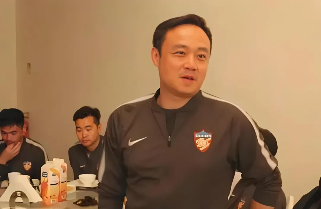 被终身禁足者，丁勇！
